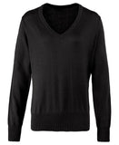 Women's v-neck knitted sweater